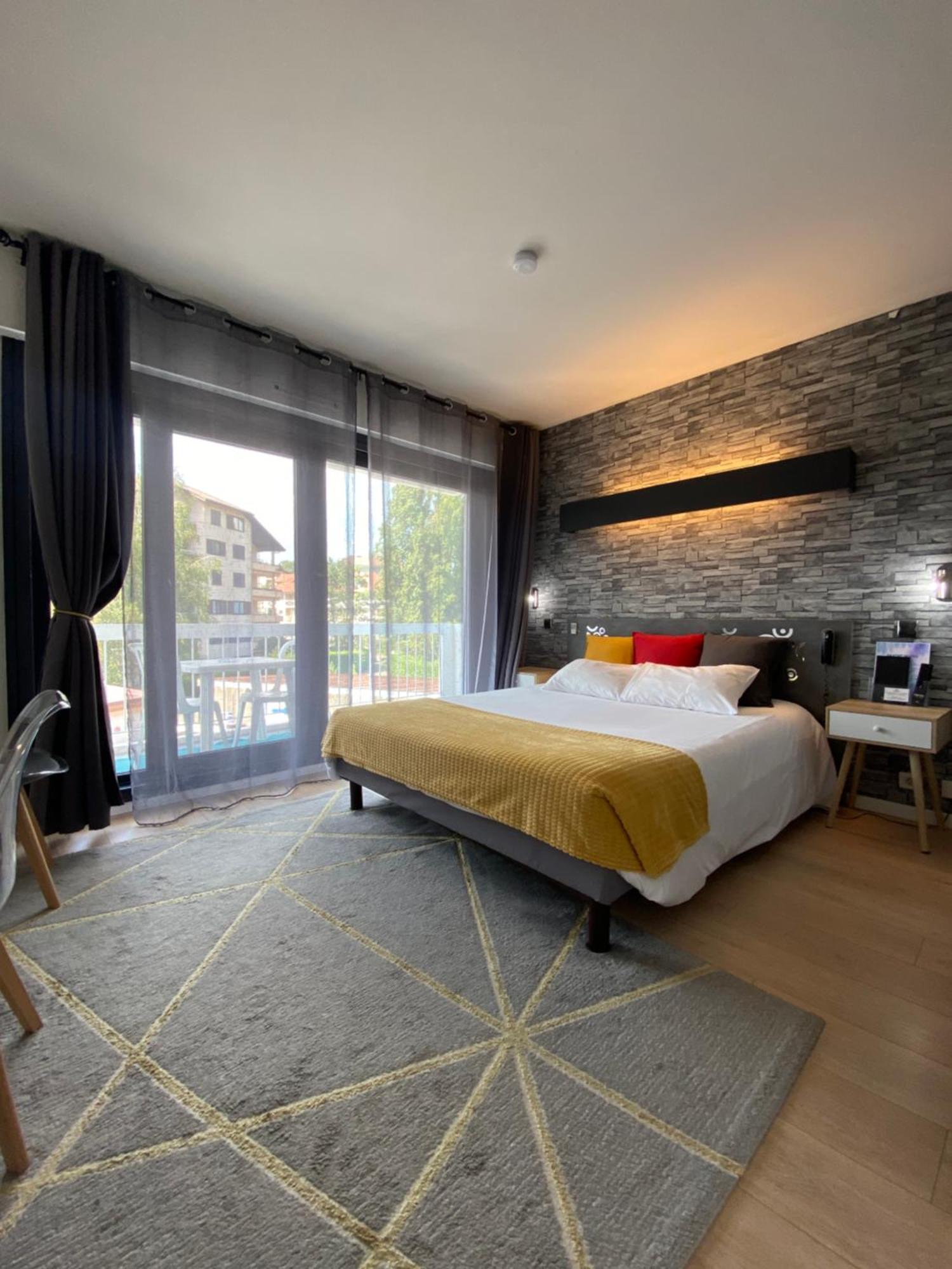 Savoie Hotel Aux Portes De Geneve Saint-Julien-en-Genevois Zewnętrze zdjęcie